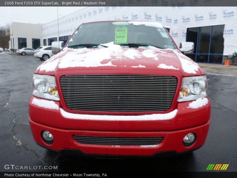 Bright Red / Medium Flint 2006 Ford F150 STX SuperCab