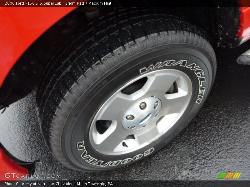 Bright Red / Medium Flint 2006 Ford F150 STX SuperCab