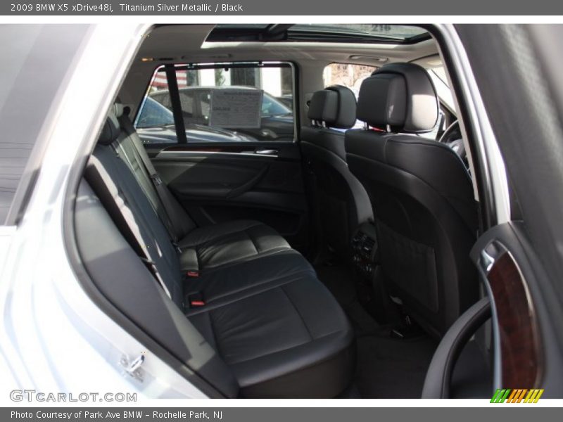Titanium Silver Metallic / Black 2009 BMW X5 xDrive48i