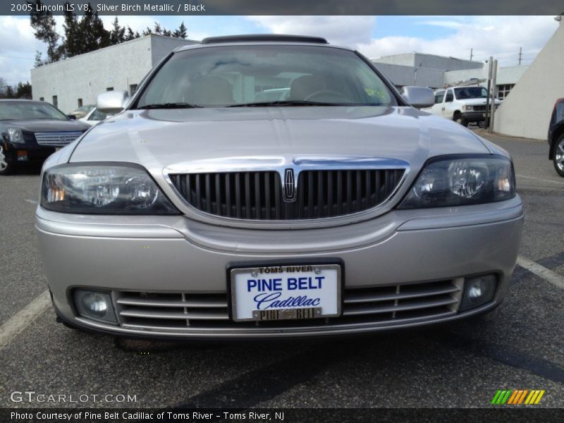 Silver Birch Metallic / Black 2005 Lincoln LS V8