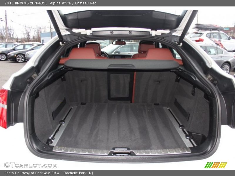  2011 X6 xDrive35i Trunk