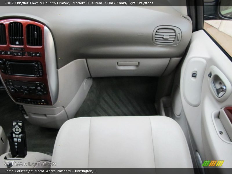 Modern Blue Pearl / Dark Khaki/Light Graystone 2007 Chrysler Town & Country Limited