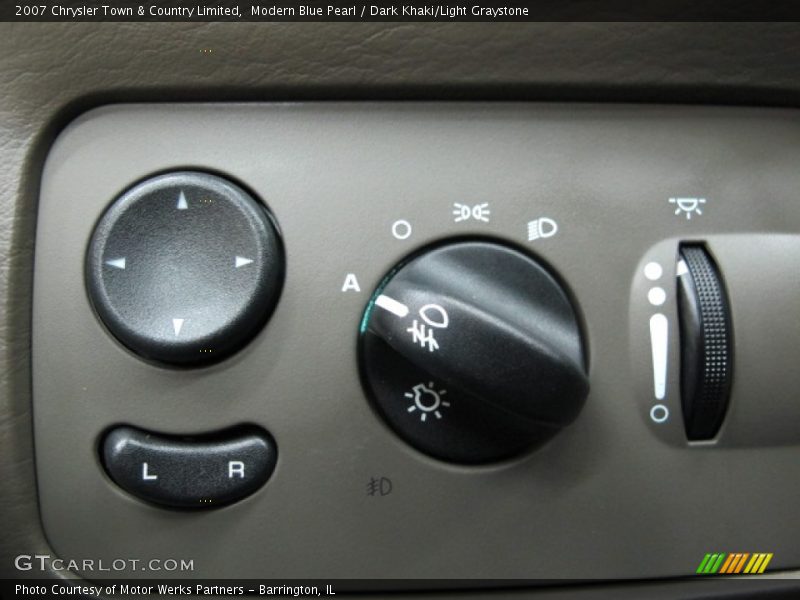 Modern Blue Pearl / Dark Khaki/Light Graystone 2007 Chrysler Town & Country Limited