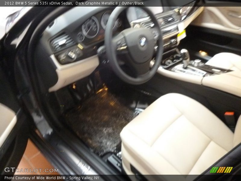 Dark Graphite Metallic II / Oyster/Black 2012 BMW 5 Series 535i xDrive Sedan