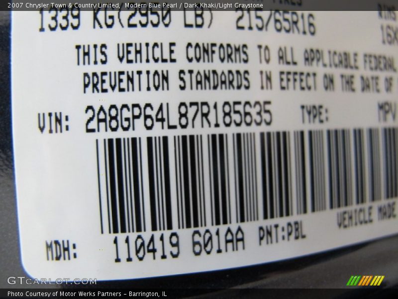 Modern Blue Pearl / Dark Khaki/Light Graystone 2007 Chrysler Town & Country Limited