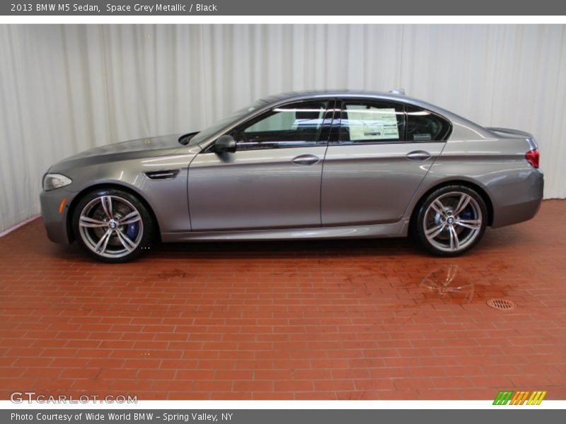  2013 M5 Sedan Space Grey Metallic