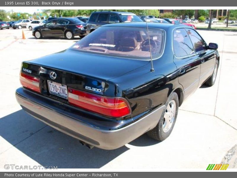 Black Onyx / Beige 1995 Lexus ES 300