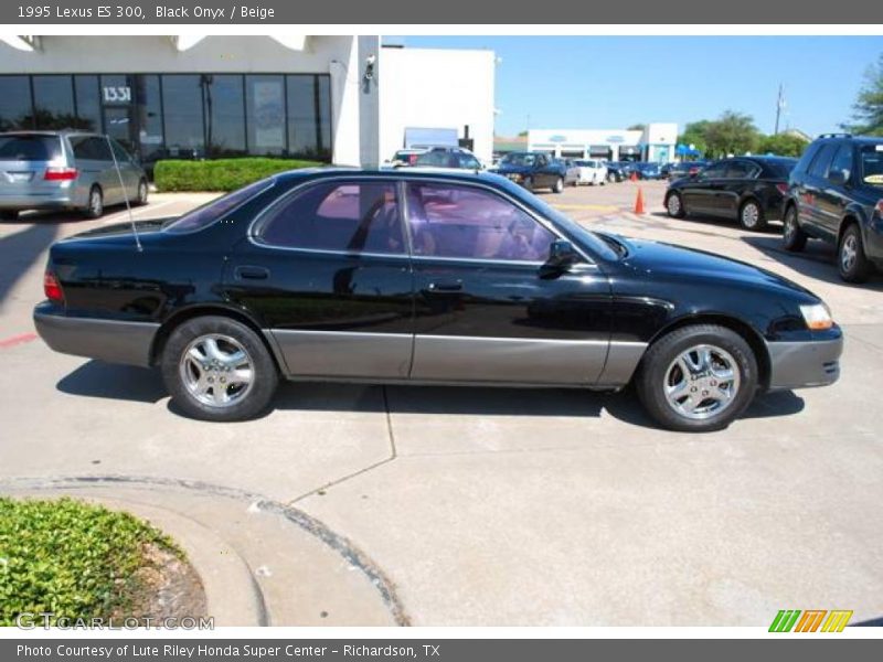 Black Onyx / Beige 1995 Lexus ES 300