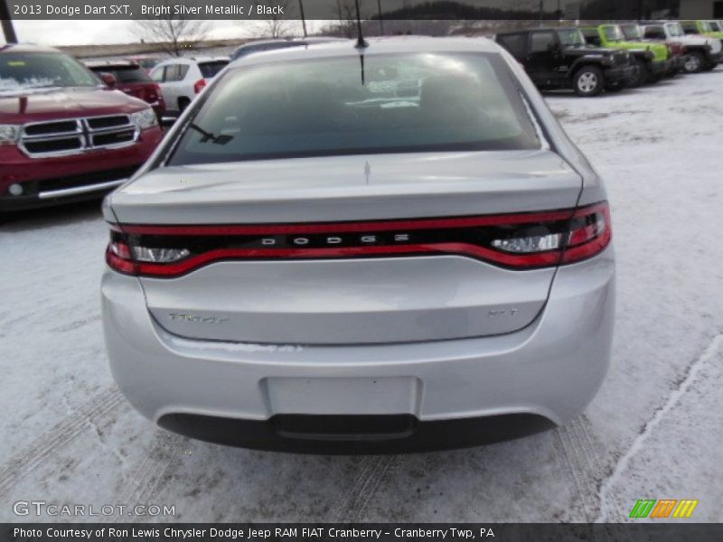 Bright Silver Metallic / Black 2013 Dodge Dart SXT