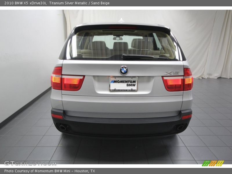 Titanium Silver Metallic / Sand Beige 2010 BMW X5 xDrive30i