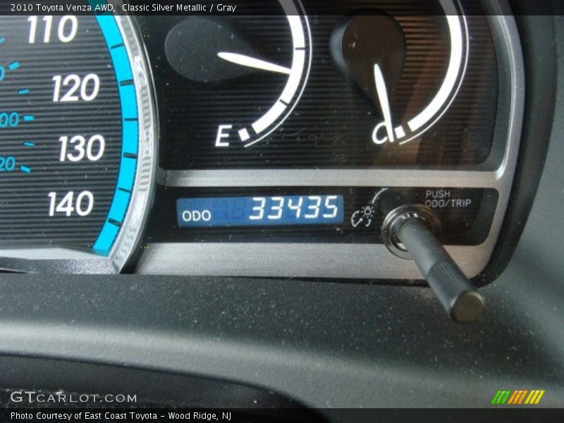 Classic Silver Metallic / Gray 2010 Toyota Venza AWD