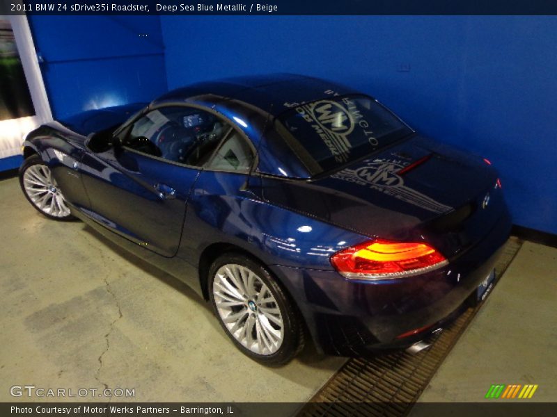 Deep Sea Blue Metallic / Beige 2011 BMW Z4 sDrive35i Roadster