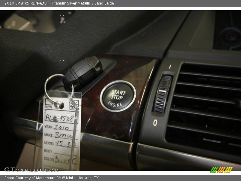 Titanium Silver Metallic / Sand Beige 2010 BMW X5 xDrive30i