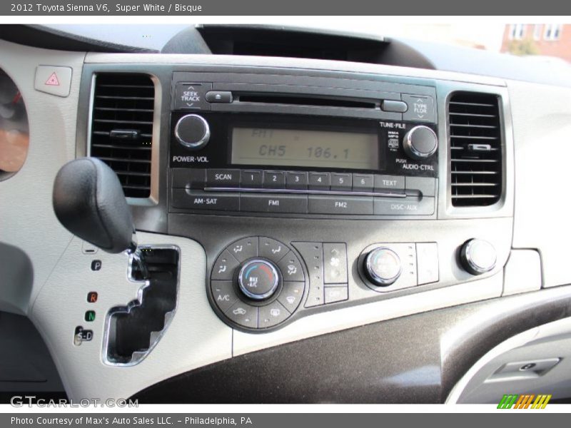 Super White / Bisque 2012 Toyota Sienna V6