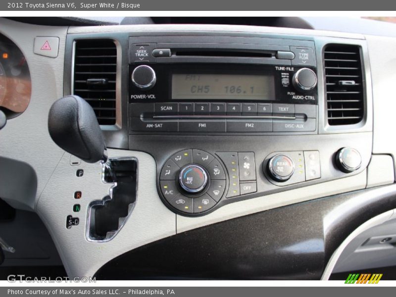 Super White / Bisque 2012 Toyota Sienna V6