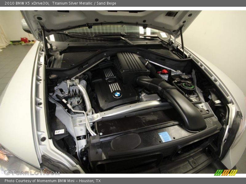 Titanium Silver Metallic / Sand Beige 2010 BMW X5 xDrive30i