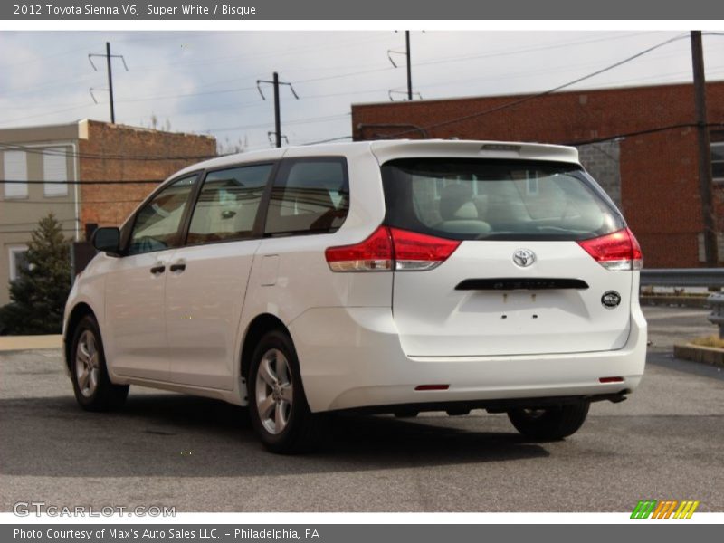 Super White / Bisque 2012 Toyota Sienna V6
