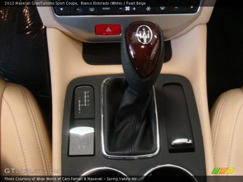 Bianco Eldorado (White) / Pearl Beige 2013 Maserati GranTurismo Sport Coupe