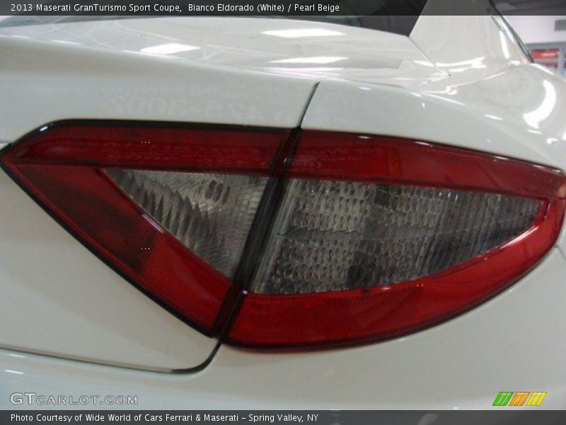 Bianco Eldorado (White) / Pearl Beige 2013 Maserati GranTurismo Sport Coupe