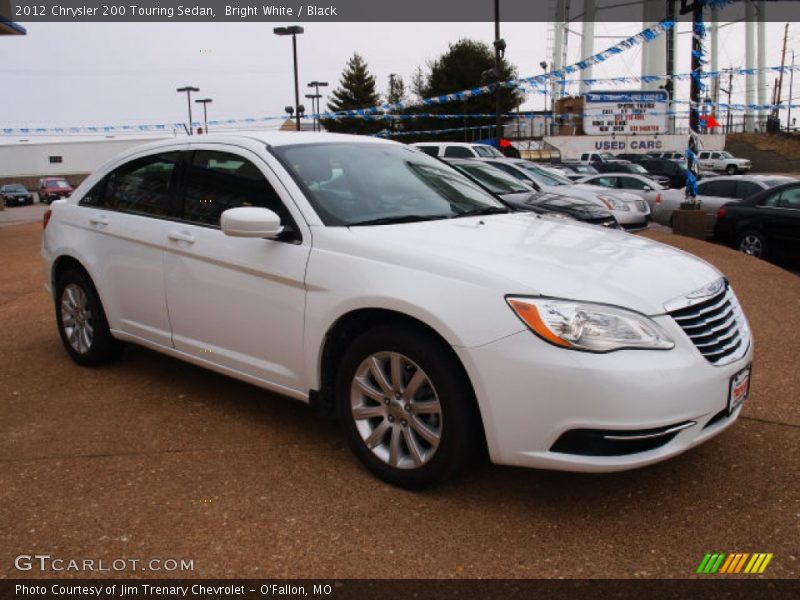 Bright White / Black 2012 Chrysler 200 Touring Sedan