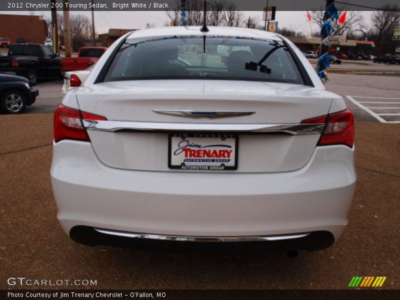 Bright White / Black 2012 Chrysler 200 Touring Sedan