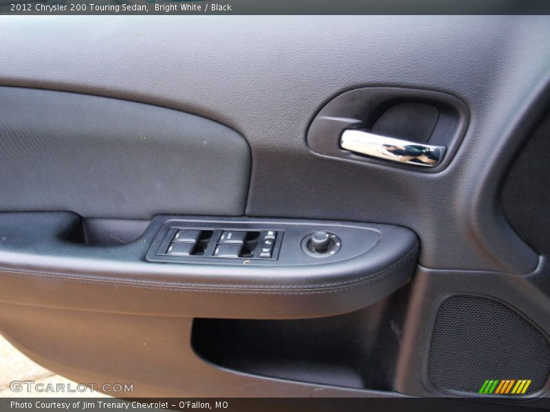 Bright White / Black 2012 Chrysler 200 Touring Sedan