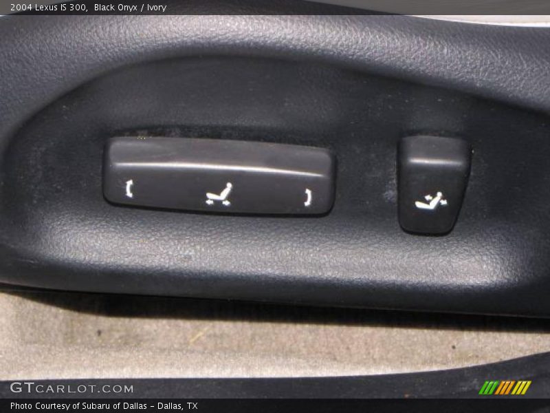 Black Onyx / Ivory 2004 Lexus IS 300