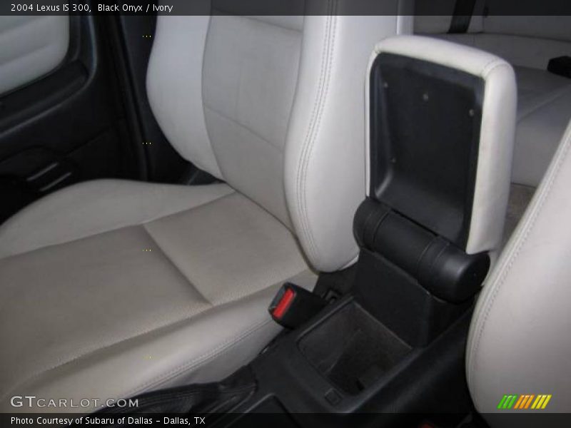 Black Onyx / Ivory 2004 Lexus IS 300