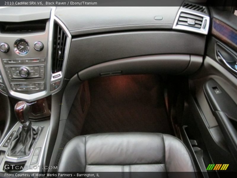 Black Raven / Ebony/Titanium 2010 Cadillac SRX V6