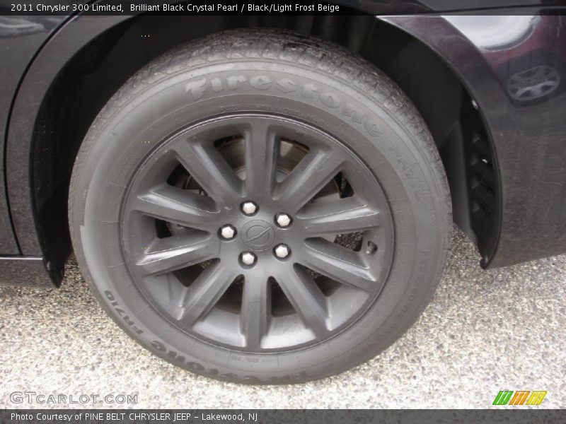 Brilliant Black Crystal Pearl / Black/Light Frost Beige 2011 Chrysler 300 Limited