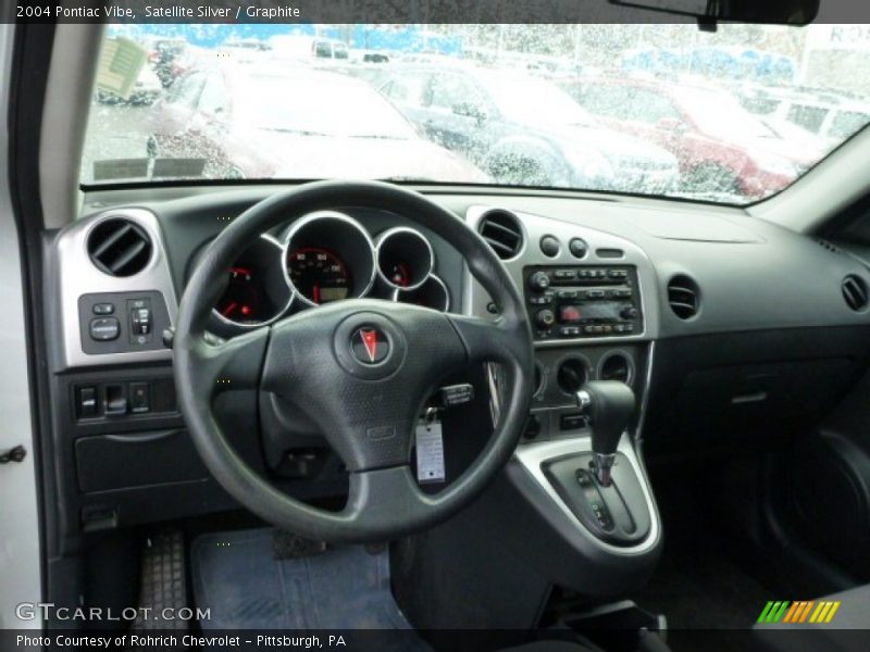 Satellite Silver / Graphite 2004 Pontiac Vibe
