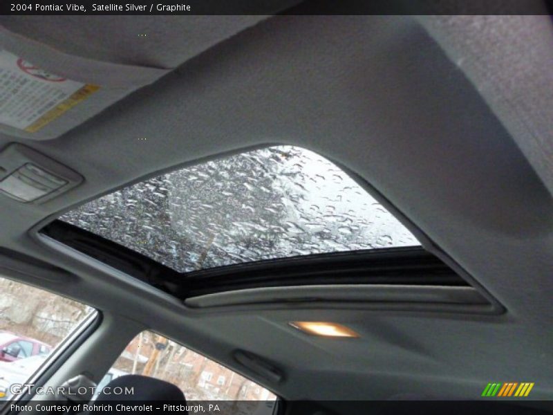 Satellite Silver / Graphite 2004 Pontiac Vibe