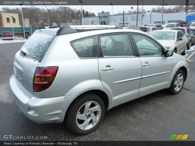 Satellite Silver / Graphite 2004 Pontiac Vibe