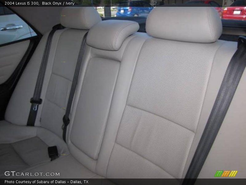 Black Onyx / Ivory 2004 Lexus IS 300