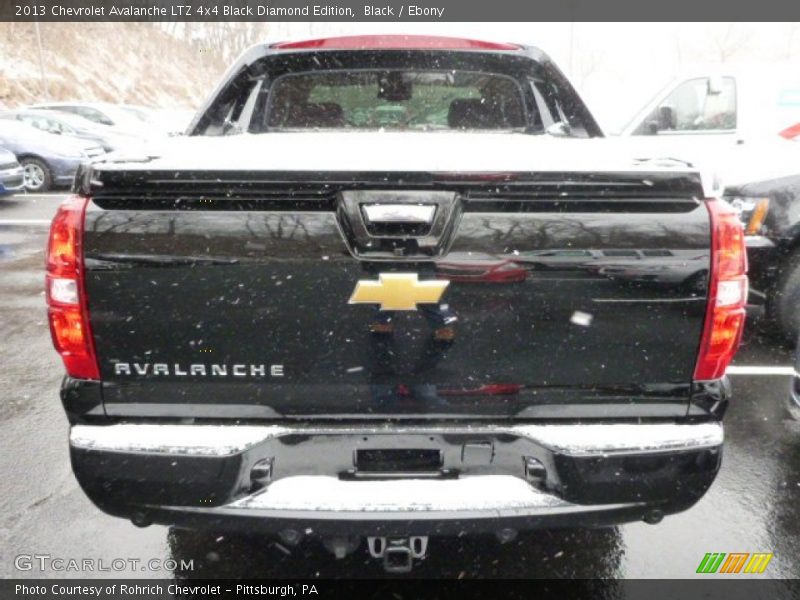 Black / Ebony 2013 Chevrolet Avalanche LTZ 4x4 Black Diamond Edition