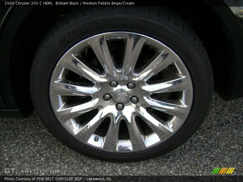 Brilliant Black / Medium Pebble Beige/Cream 2009 Chrysler 300 C HEMI