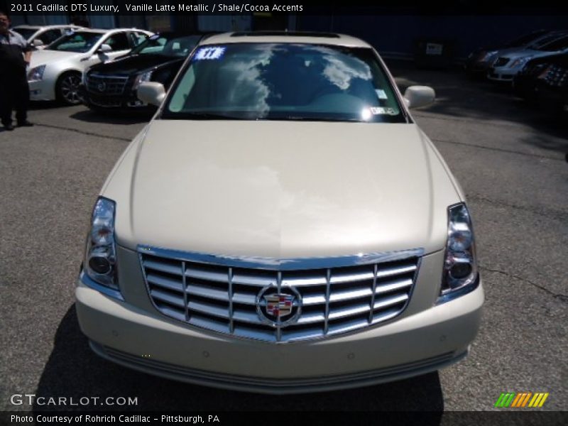 Vanille Latte Metallic / Shale/Cocoa Accents 2011 Cadillac DTS Luxury
