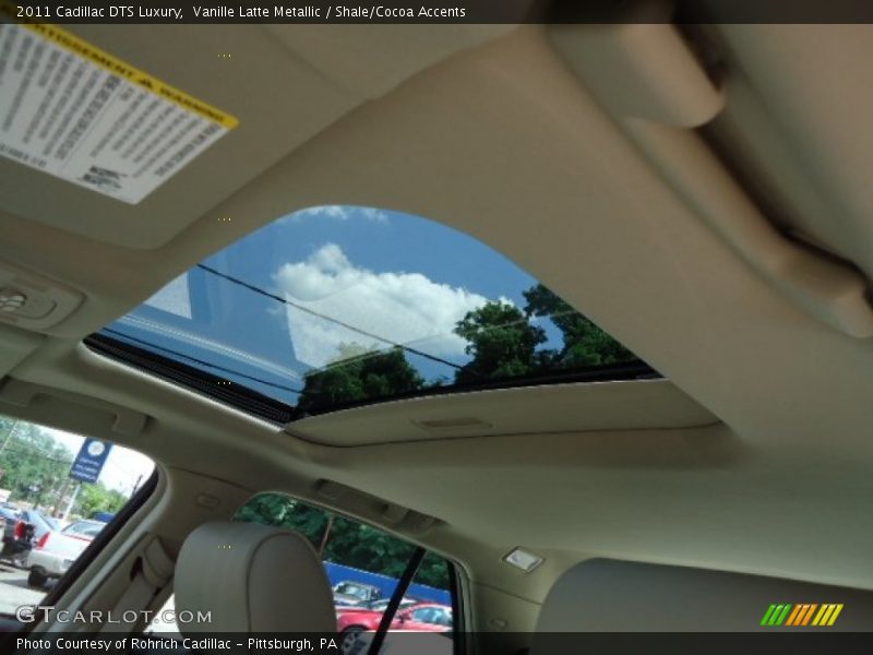 Vanille Latte Metallic / Shale/Cocoa Accents 2011 Cadillac DTS Luxury