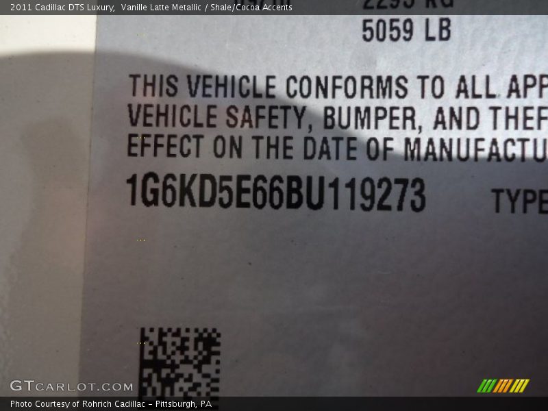 Vanille Latte Metallic / Shale/Cocoa Accents 2011 Cadillac DTS Luxury