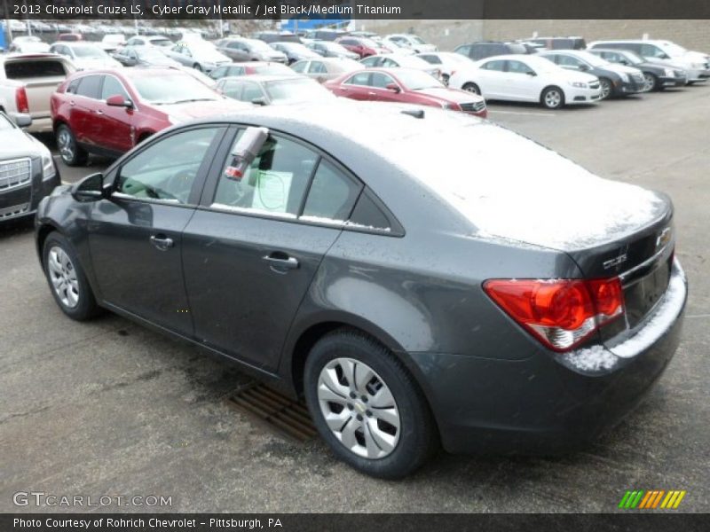 Cyber Gray Metallic / Jet Black/Medium Titanium 2013 Chevrolet Cruze LS