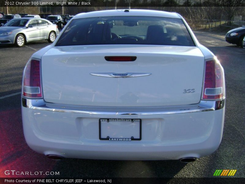 Bright White / Black 2012 Chrysler 300 Limited