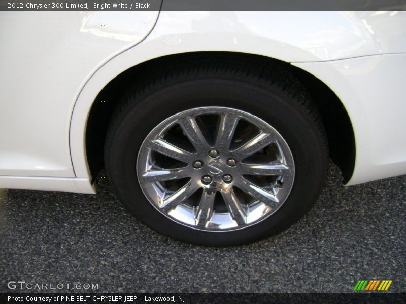 Bright White / Black 2012 Chrysler 300 Limited