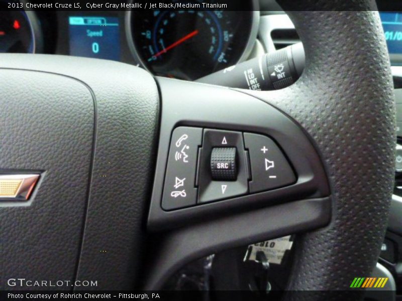 Cyber Gray Metallic / Jet Black/Medium Titanium 2013 Chevrolet Cruze LS