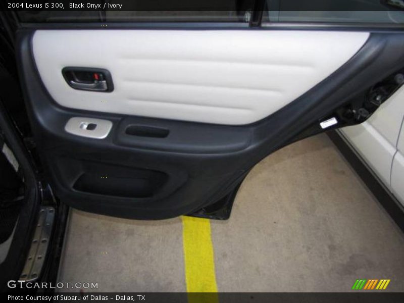 Black Onyx / Ivory 2004 Lexus IS 300