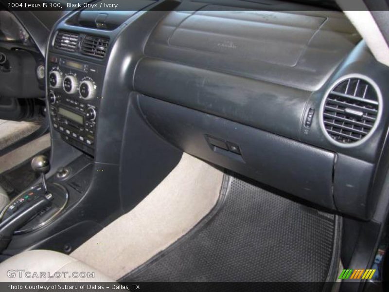 Black Onyx / Ivory 2004 Lexus IS 300
