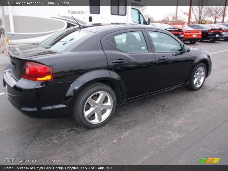 Black / Black 2012 Dodge Avenger SE