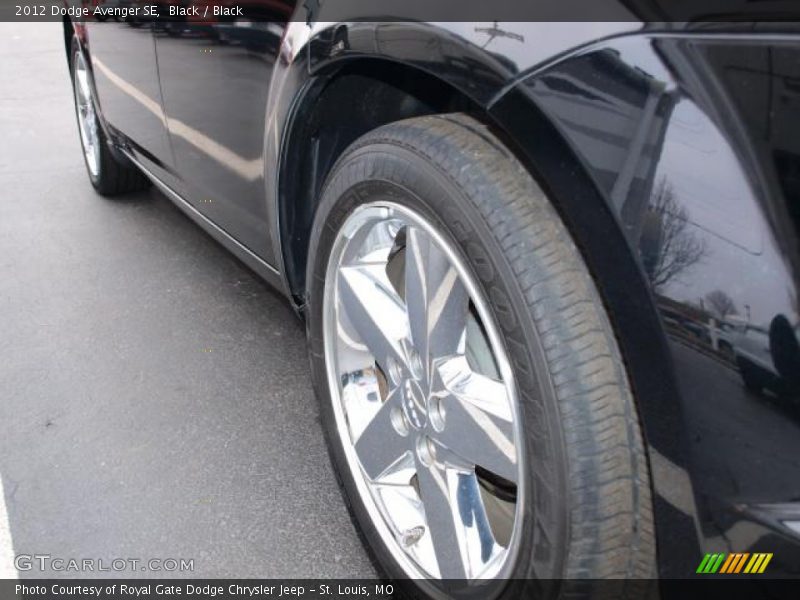 Black / Black 2012 Dodge Avenger SE