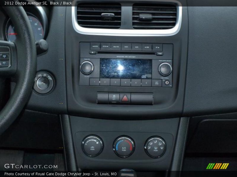 Black / Black 2012 Dodge Avenger SE