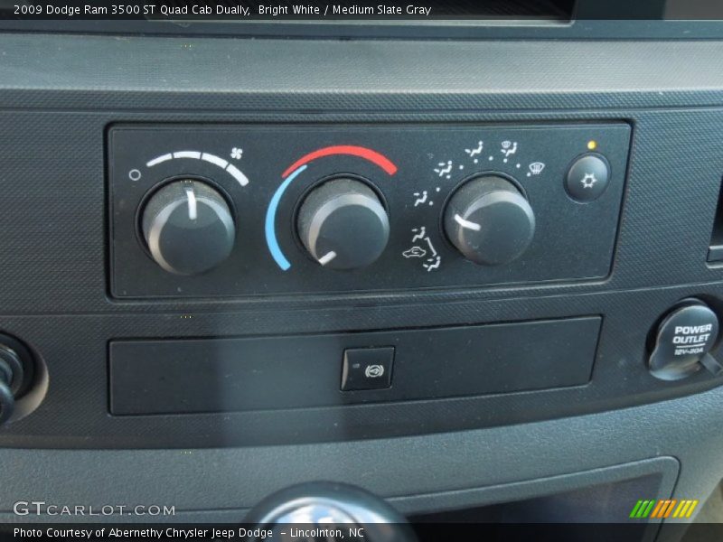 Bright White / Medium Slate Gray 2009 Dodge Ram 3500 ST Quad Cab Dually