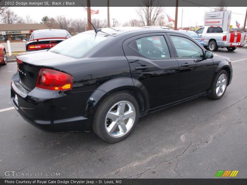 Black / Black 2012 Dodge Avenger SE
